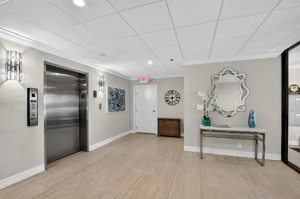 Boca Raton, FL 33432,950 De Soto Rd #5-A