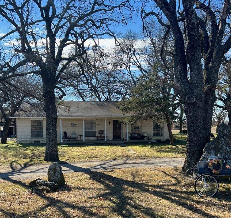758 Shadow Valley Road, Whitesboro, TX 76273
