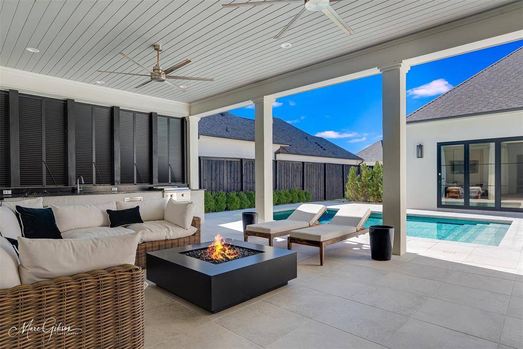 1072 Winterberry Lane, Shreveport, LA 71106