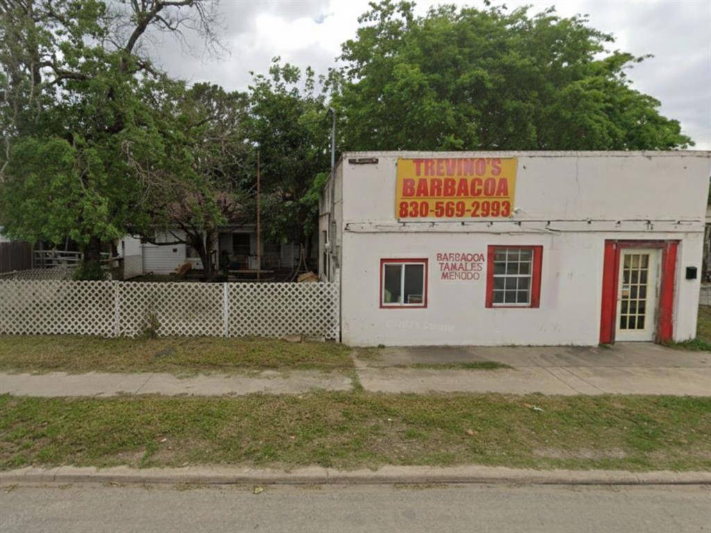 516 Commerce Street, Pleasanton, TX 78064