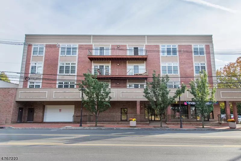 Maplewood Twp., NJ 07040,1677 Springfield Ave #14