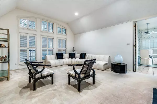 Bedford, TX 76021,3840 Edgewater Drive