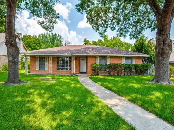 Dallas, TX 75232,2025 Cedar Valley Lane