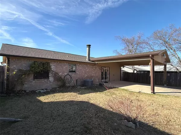 Dallas, TX 75211,624 Botany Bay Drive