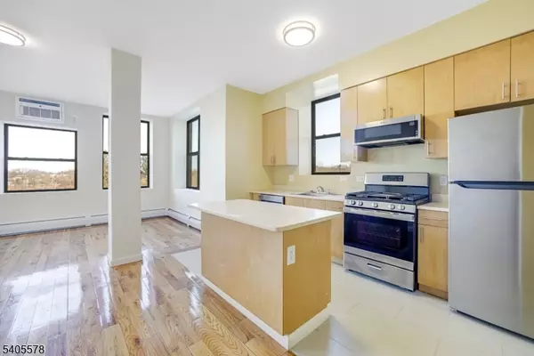 Belleville Twp., NJ 07109,520 Belleville Ave