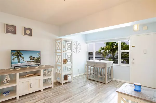 Fort Lauderdale, FL 33304,9 N Birch Rd #401