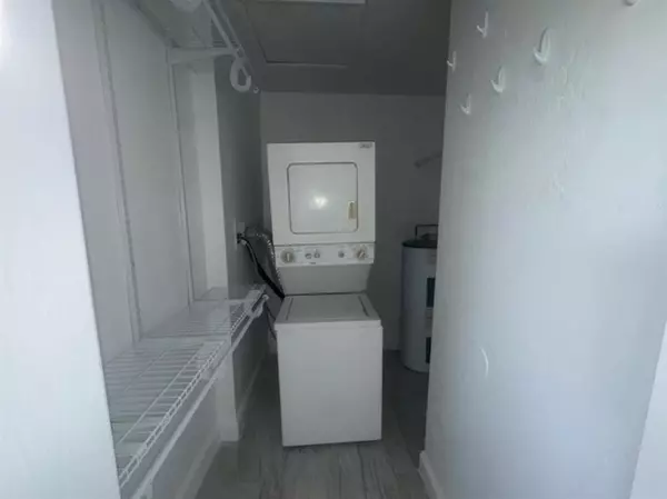 Pompano Beach, FL 33064,1751 NE 31st St #23