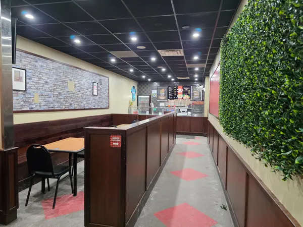 Peterborough, ON K9J 3H2,304 George ST N #104