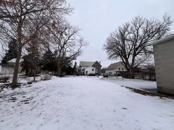 Quinte West, ON K0K 2C0,78 North Trent St ST