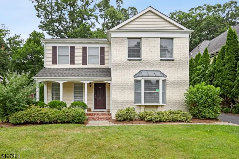 Summit City, NJ 07901,25 Ruthven Pl