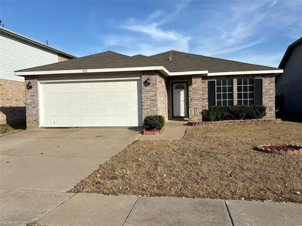 9121 Old Clydesdale Drive, Fort Worth, TX 76123