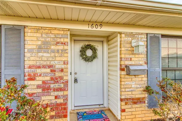 Bossier City, LA 71112,1609 Maria Street