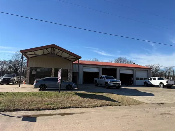 Paris, TX 75460,2425 Yoder Road
