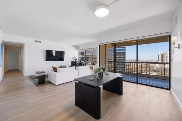 Dallas, TX 75219,3831 Turtle Creek Boulevard #18C