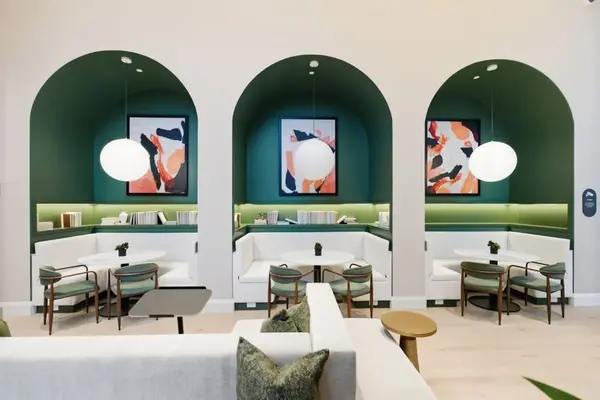 Toronto C14, ON M2N 0M4,36 OLIVE AVE #605