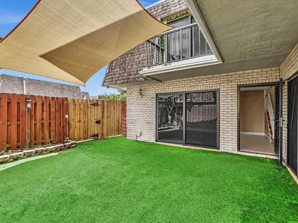 North Lauderdale, FL 33068,8111 SW 24th St #8111