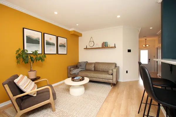 Mississauga, ON L5V 2M6,5223 Fairford CRES #55