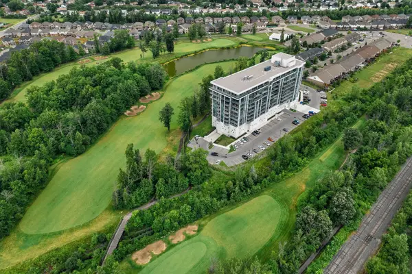 Niagara Falls, ON L2H 1R1,7711 GREEN VISTA Gate #710