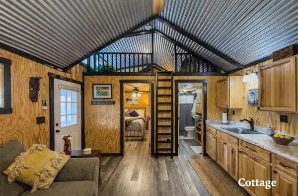 Blum, TX 76627,100 Creekview