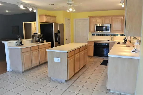 Arlington, TX 76017,5004 Ivycrest Trail