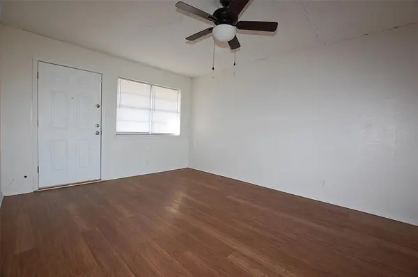 Forney, TX 75126,606 E Broad Street