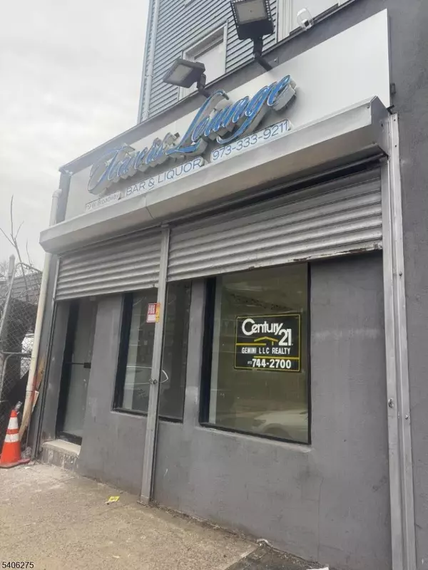 Paterson City, NJ 07522,119 W Broadway