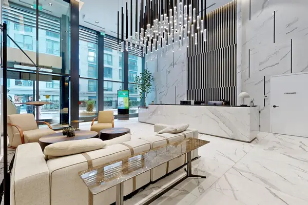 Toronto C08, ON M5B 0C5,82 Dalhousie ST #3803