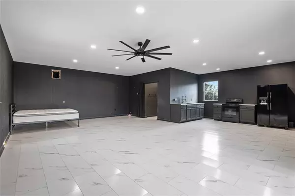 Santa Anna, TX 76878,1502 Avenue B