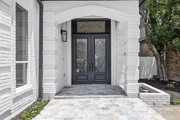 Dallas, TX 75225,7 Royal Terrace Court