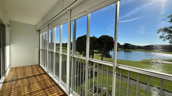 300 SW 134TH WY #304E, Pembroke Pines, FL 33027