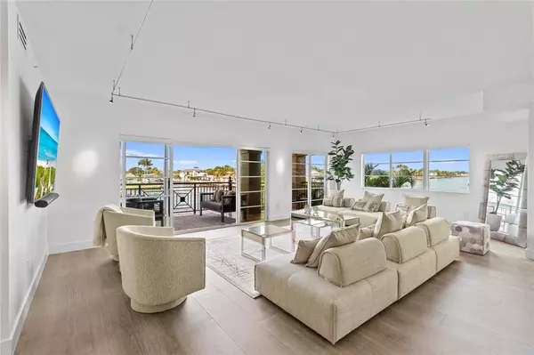 Hillsboro Beach, FL 33062,1230 Hillsboro Mile #107