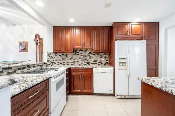 Pompano Beach, FL 33069,3091 N Course Dr #406