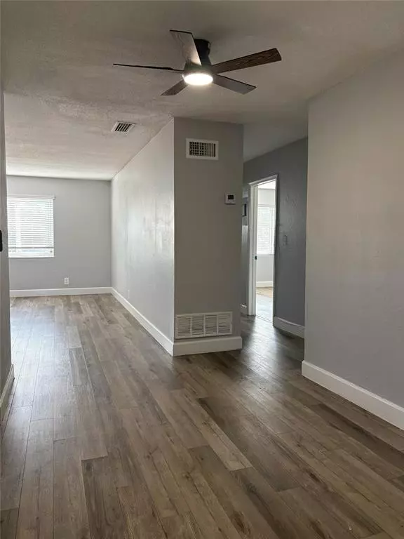 Sunrise, FL 33313,5901 NW 17th Pl #202