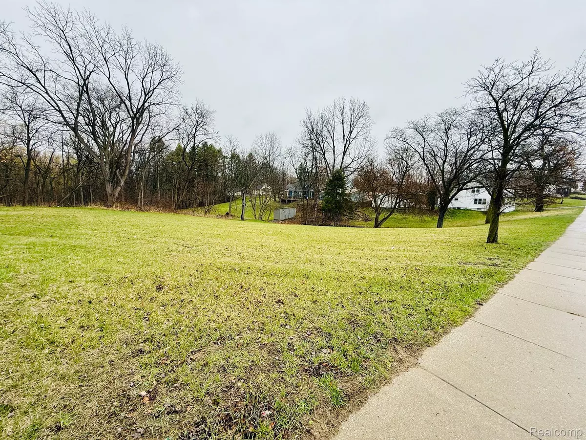 Clio, MI 48420,572 W VIENNA ST