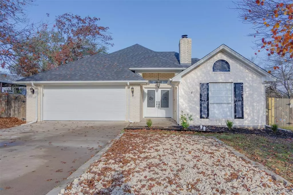 Hillsboro, TX 76645,303 Country Club Road