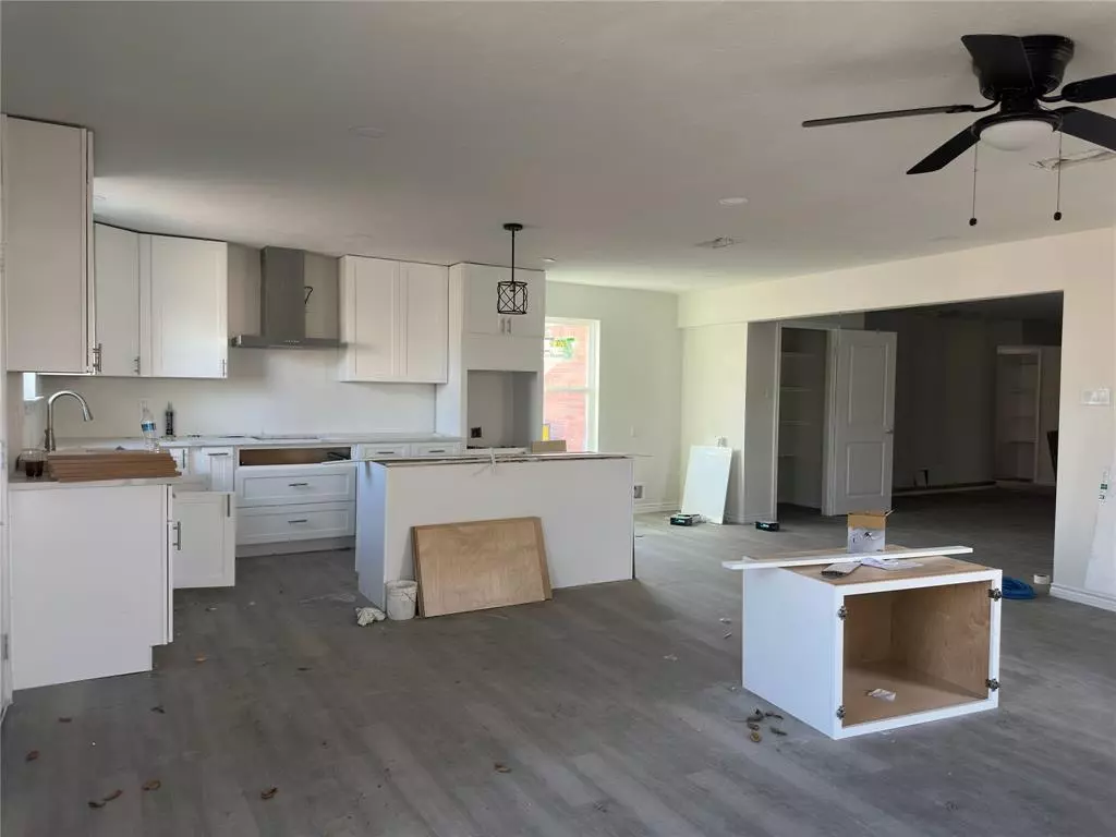 Forney, TX 75126,500 Forestwood Drive