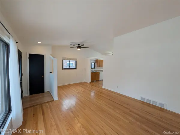 Livonia, MI 48150,29965 Westfield ST