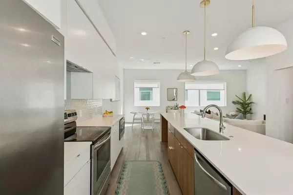 Dallas, TX 75206,5020 Bryan Street #303