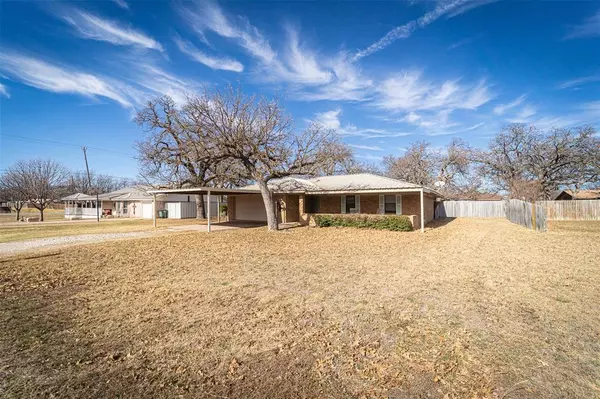 706 Tanglewood Drive, Clyde, TX 79510