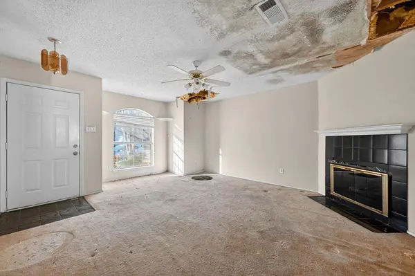 Lewisville, TX 75077,1379 Honeysuckle Lane