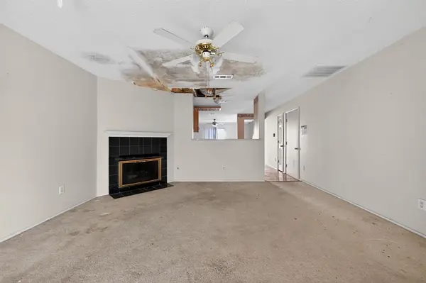 Lewisville, TX 75077,1379 Honeysuckle Lane