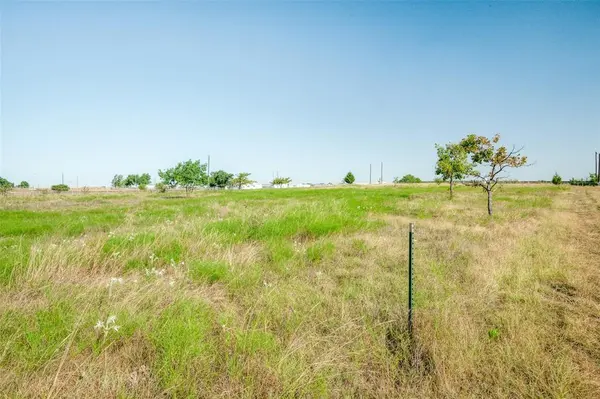 Sanger, TX 76266,TR 28 5.0 ACRES Lois Road W