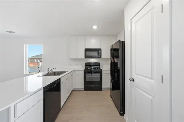 Ennis, TX 75119,2040 Shady Oaks Drive