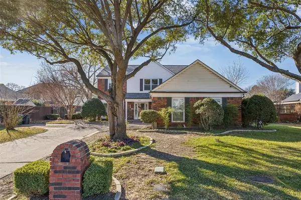 Hurst, TX 76054,709 Bridget Way