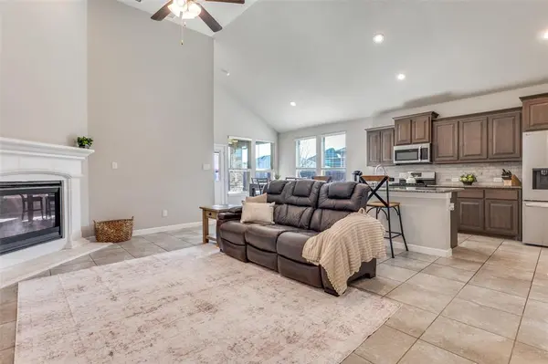 Saginaw, TX 76131,1133 Belsay