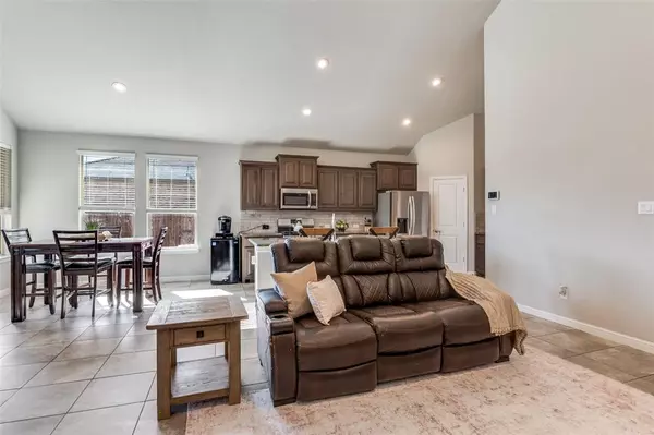 Saginaw, TX 76131,1133 Belsay