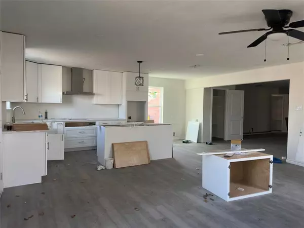 Forney, TX 75126,500 Forestwood Drive