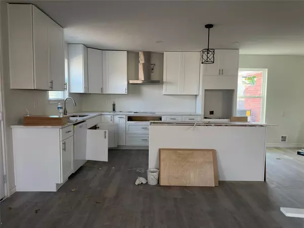 Forney, TX 75126,500 Forestwood Drive