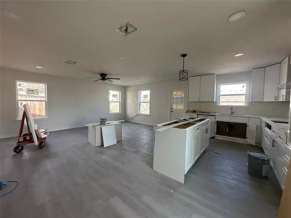 Forney, TX 75126,500 Forestwood Drive