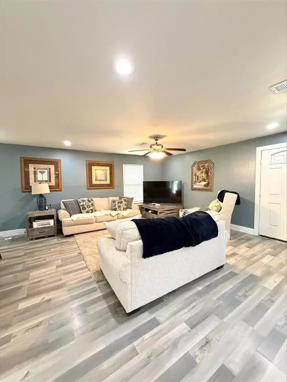 West Tawakoni, TX 75474,613 WILD VALLEY Drive